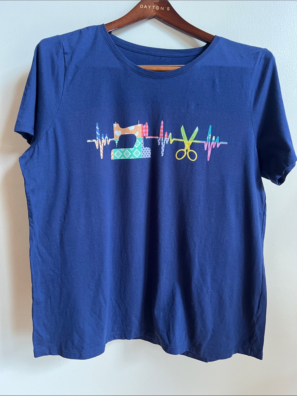 Gildan sewing is life Short-Sleeve Tee with Colorful Sewing Graphic